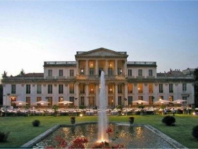 12 семей живут в итальянском дворце за 5 евро в месяц