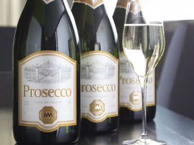Вино Prosecco признано любимым напитком туристов