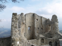 Andare a Canossa – знаменитый замок Каносса закрывается
