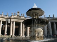 Засуха: Ватикан отключил фонтаны, фермеры просят помощи