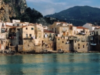 В Сицилии не знают, сколько на острове незарегистрированных домов