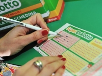 В Италии началась лотерейная лихорадка