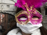 27% итальянцев не носят защитные маски 